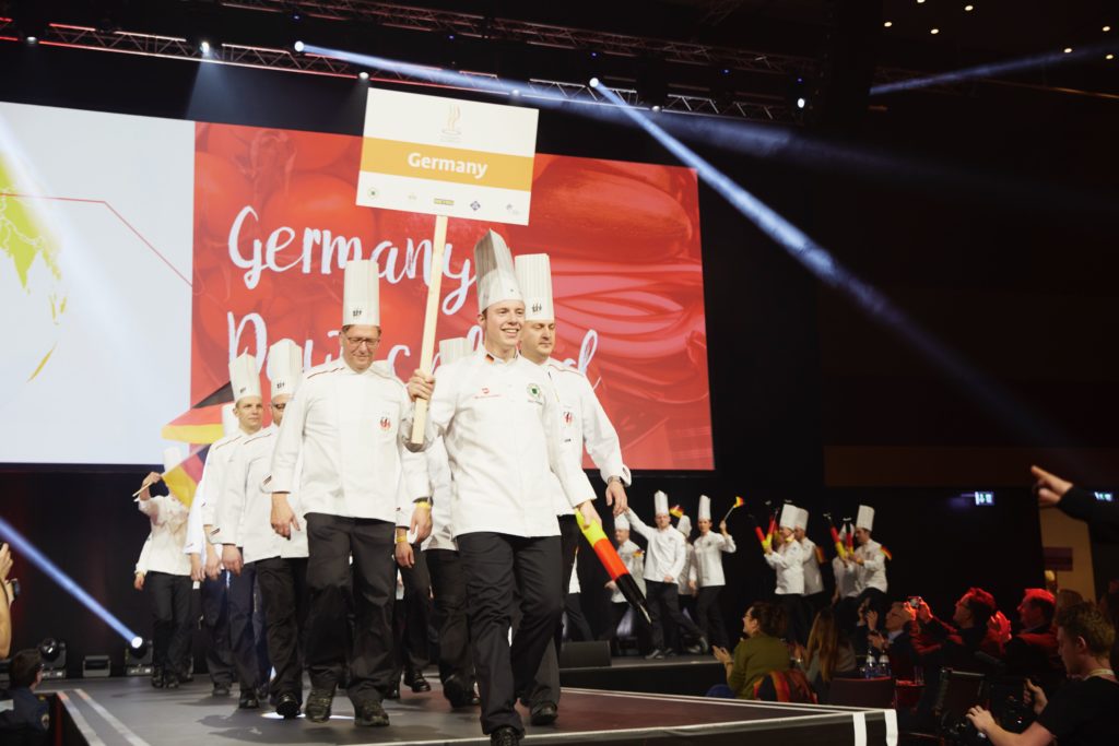 02 Eroeffnung Einmarsch Der Nationen Deutschland ©ika Culinary Olympics