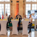 Beim Pressegespräch dabei: Christian Schmit (Moderator), Daniel Schade (VKD-Vizepräsident), Eva-Maria Rühle (stellvertretende Vorsitzende des Hotel- und Gaststättenverbands DEHOGA Baden-Württemberg e.V.), Ulrich Kromer von Baerle (Geschäftsführer Messe Stuttgart), Fabian Hambüchen (ehemaliger Kunstturner und Olympia-Sieger 2016 am Reck) sowie Tabea Alt (international ausgezeichnete Kunstturnerin) (v.l.n.r.). Foto: Messe Stuttgart