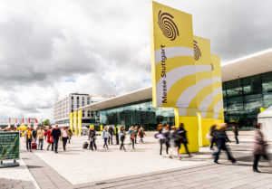 Mit den beiden Fachmessen INTERGASTRA und GELATISSIMO sowie der IKA/Olympiade der Köche finden drei Großveranstaltungen zeitgleich auf dem Gelände der Landesmesse Stuttgart statt. Dies erfordert eine sorgfältige und perfekt getaktete Planung und Vorbereitung aller Prozesse – insbesondere der Logistik. Bildquelle: Messe Stuttgart